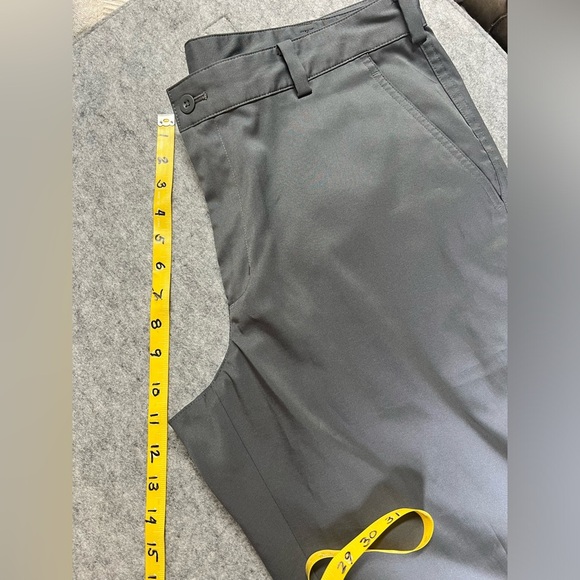 NIKE GOLF Men’s black flat front performance pants size 36/32. - Picture 12 of 13